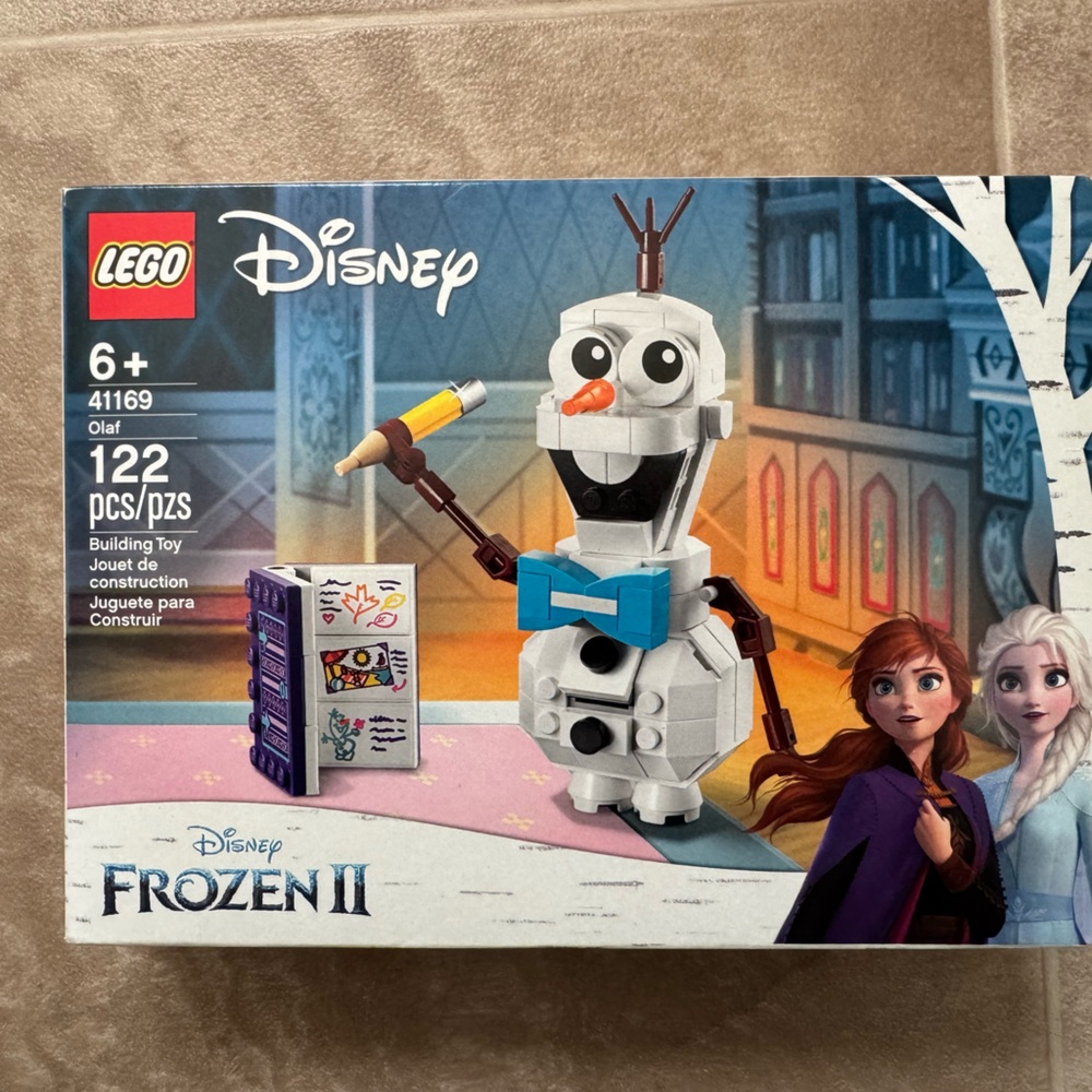 LEGO Disney Frozen II Olaf Building Kit, NIB
